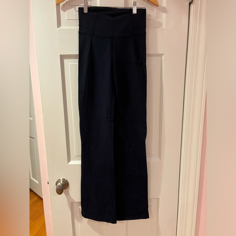 Lululemon navy blue yoga plants